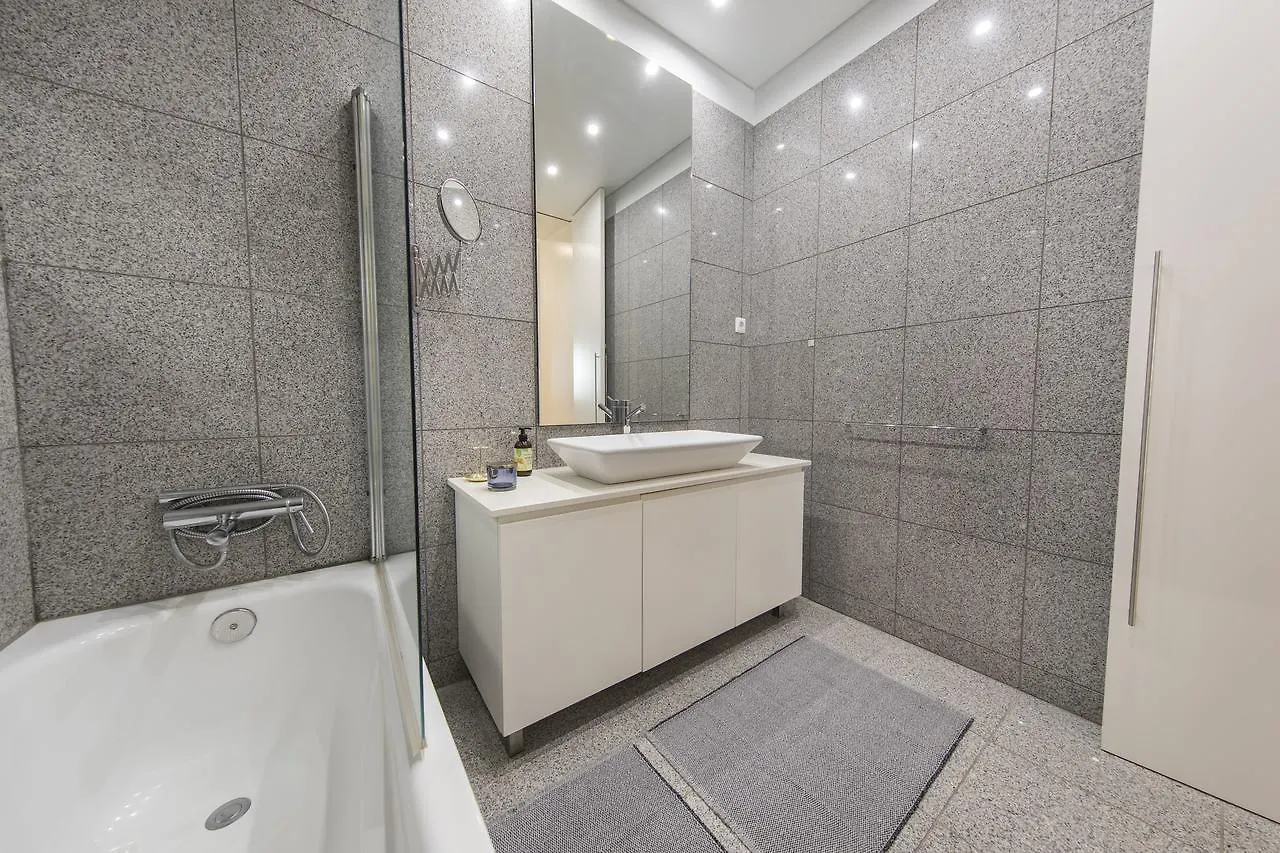 Downtown 2Bedroom Wonder Lisbon Apartment